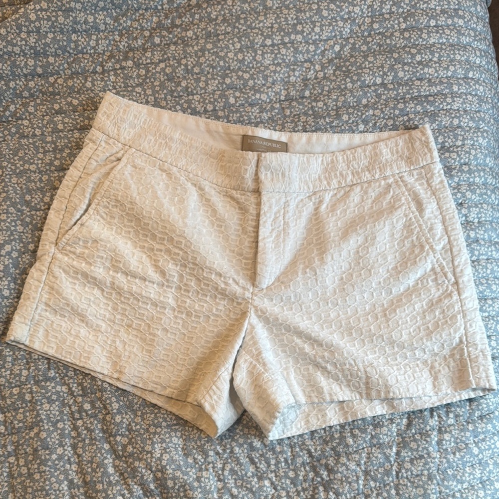 Banana Republic White Hampton Shorts